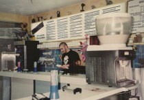 Interior de Heladería Capri en sus primeros años
